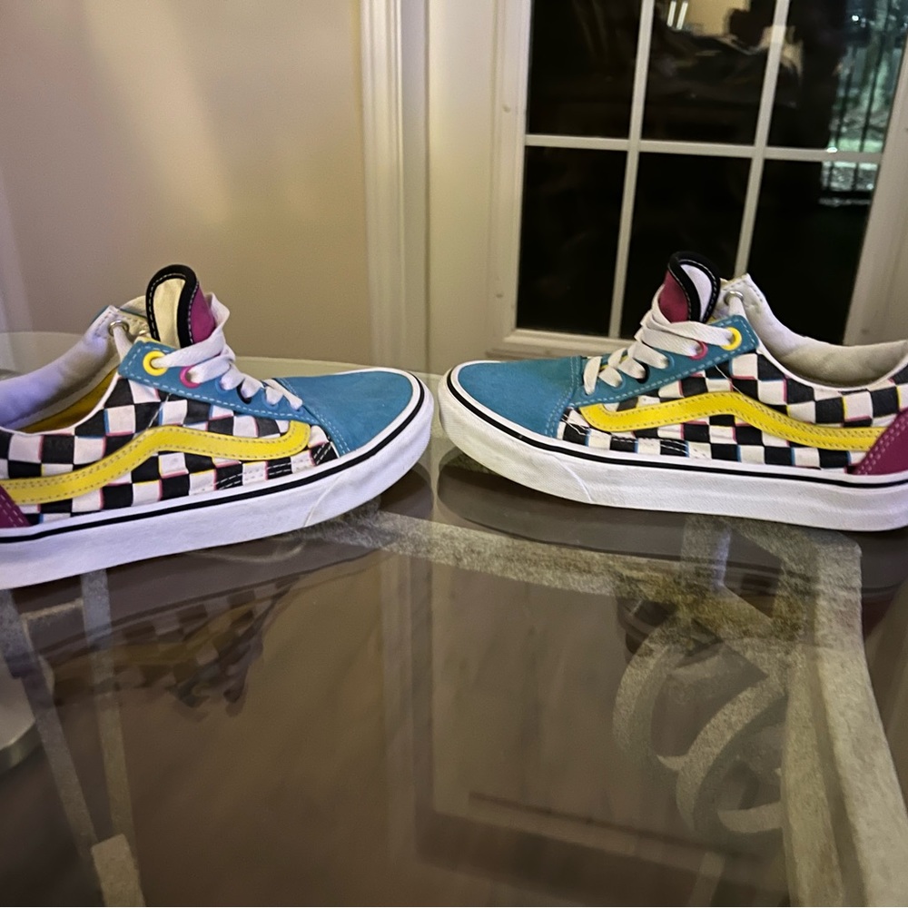 Size 7 Women Old School Vans